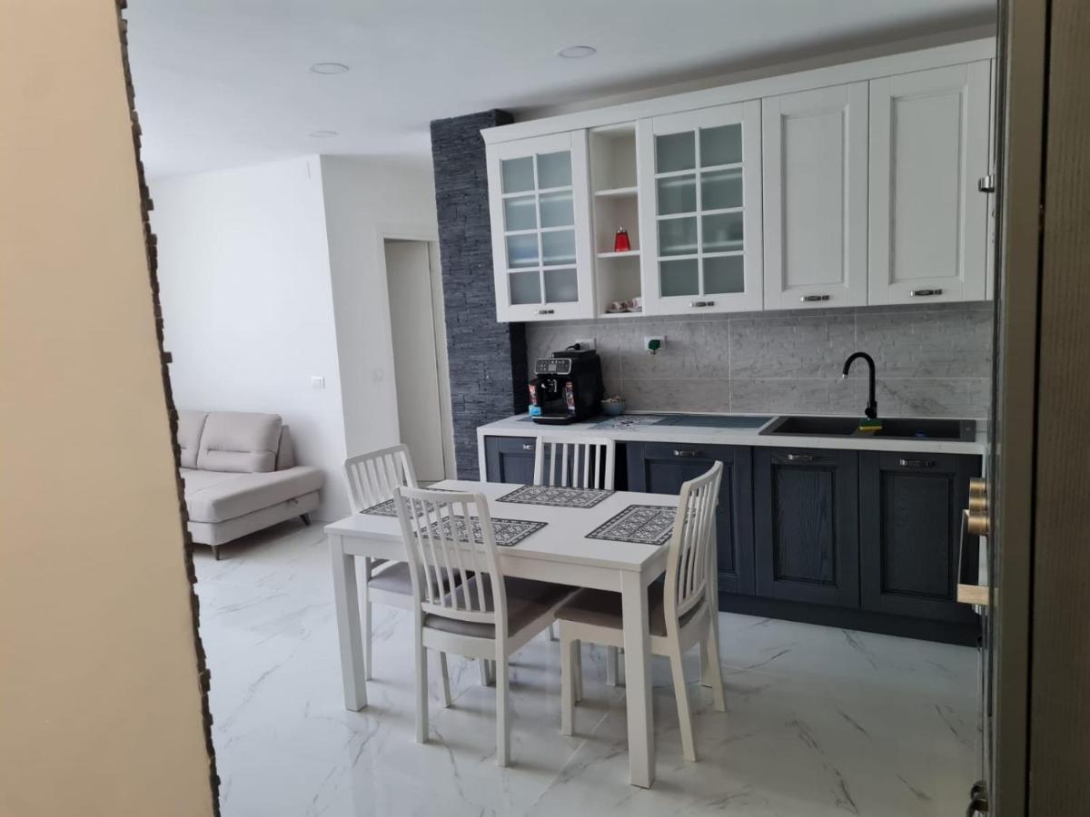 Apartament 滨海朱莉娅 外观 照片